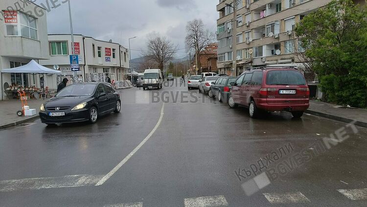 Лошото време на Лазаровден провали Битака в Кърджали, разпънаха само една сергия