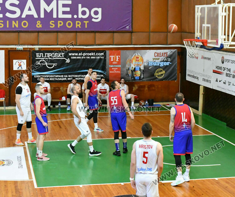Баскетболният „Хасково“ стартира плейофите с победа