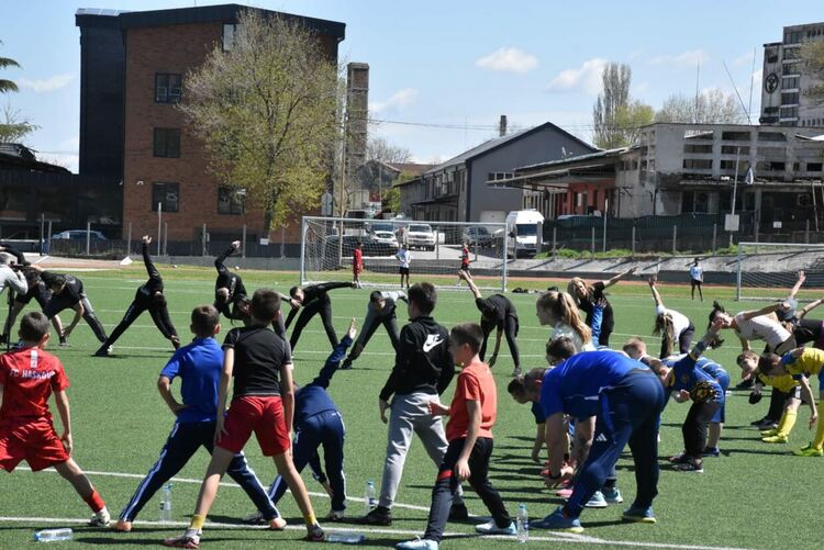 Доброто е заразно! Десетки спортисти от Хасково с благотворителна тренировка 