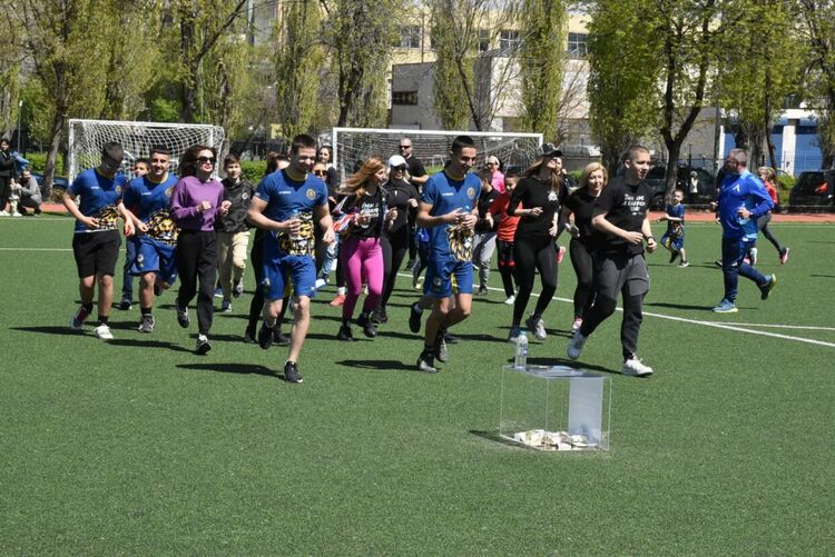 Доброто е заразно! Десетки спортисти от Хасково с благотворителна тренировка 