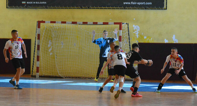 „Асти ‘91“ спечели сребърните медали на Купа България. „Етър’64“ ликува с трофея 