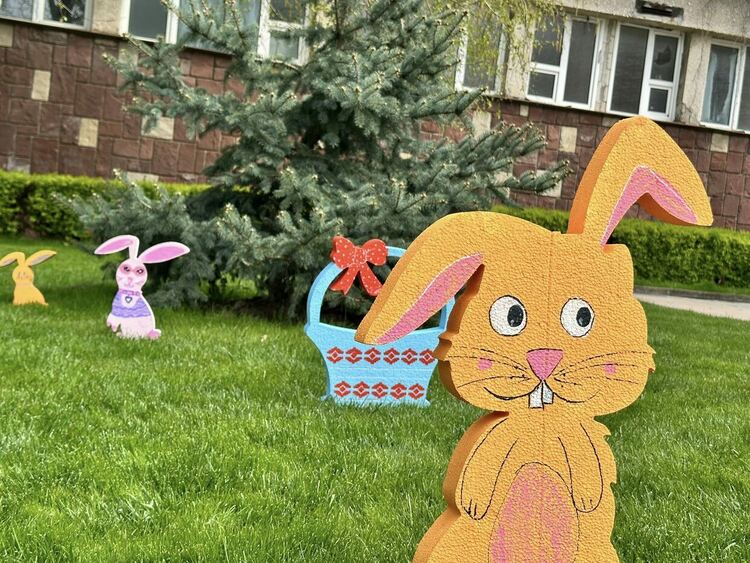 Хасково в празнична украса преди Великден