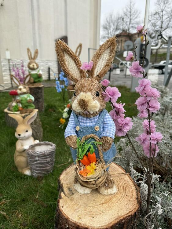 Радомир в очакване на светлите великденски празници!