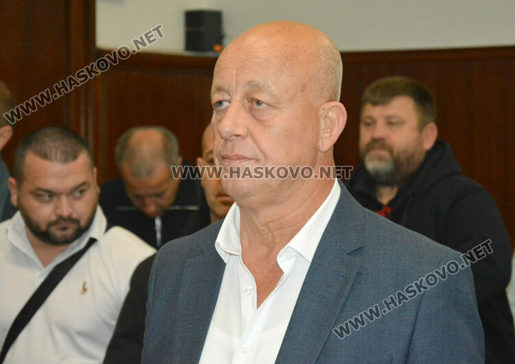 Пуснаха Мюмюн Искендер под гаранция от 45 000 лева, прокуратурата го подозира в опорочаване на 553 сделки с общински имоти