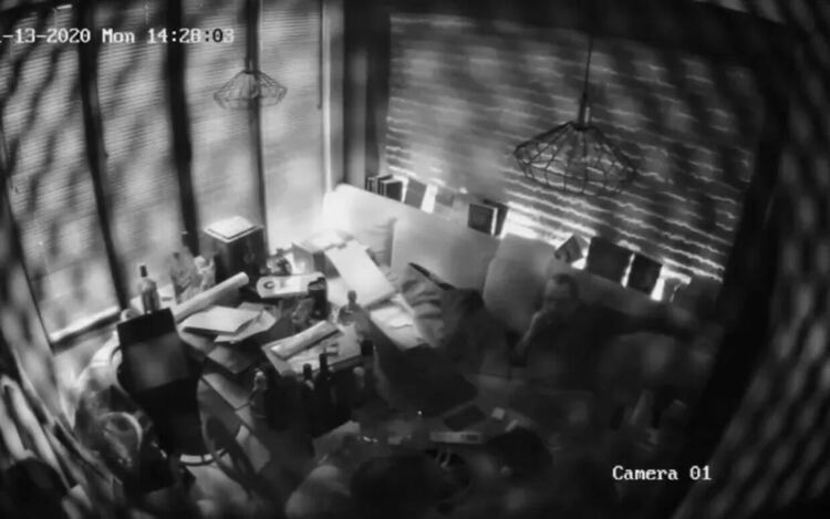 Кадър от видеото, което в момента се проверява от антикуропционната комисия.
