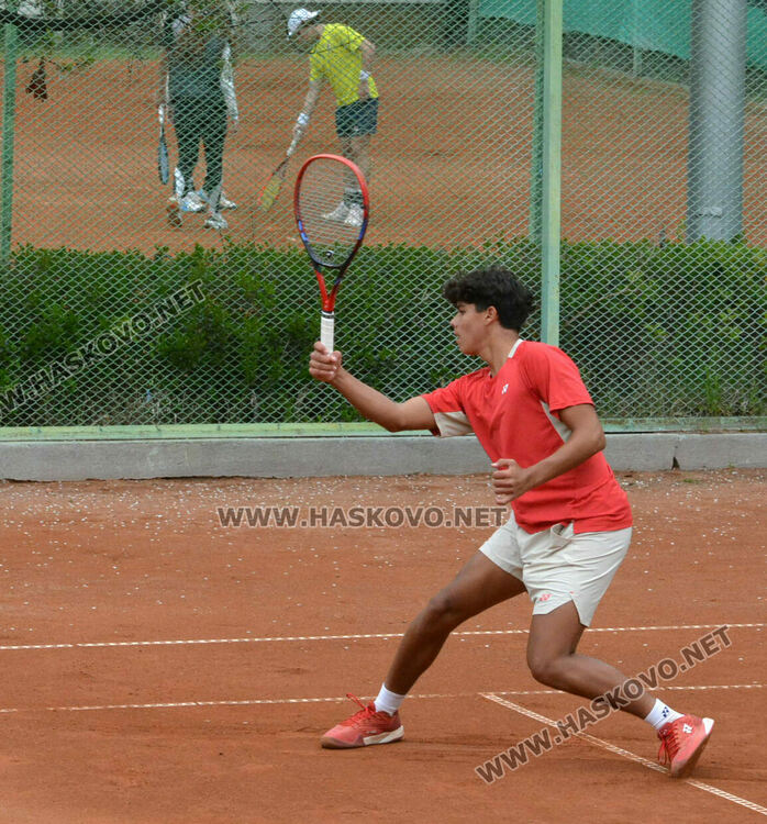 Започнаха мачовете от основната схема на международния тенис турнир в Хасково