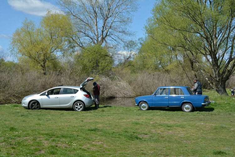 Язовирите „Сираково“, „Каменка“ и „Черноочене“ са разрешени за любителски риболов по време на забраната