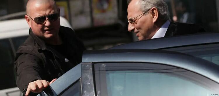 ДПС на Доган напуска властта. Какво предстои?