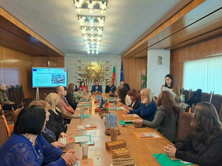Стартираха дейностите по проекта за преместване на Дома за стари хора от село Фатово в Смолян