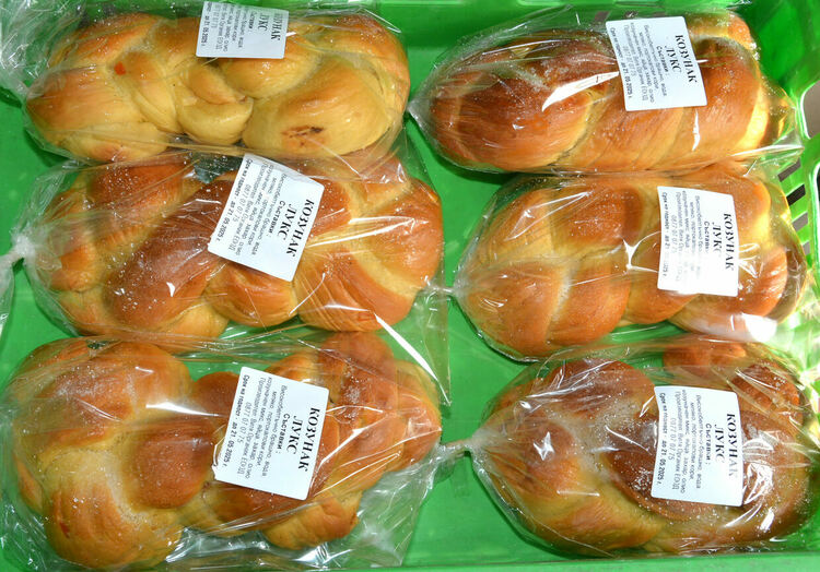 Неустоим дизайнерски козунак завладява пазара за Великден в Хасково