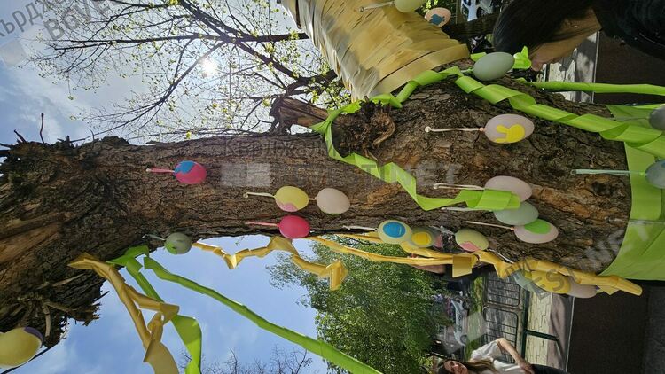 Великденска магия в СУ “Отец Паисий” - заедно с Младежки център Кърджали!/снимки/