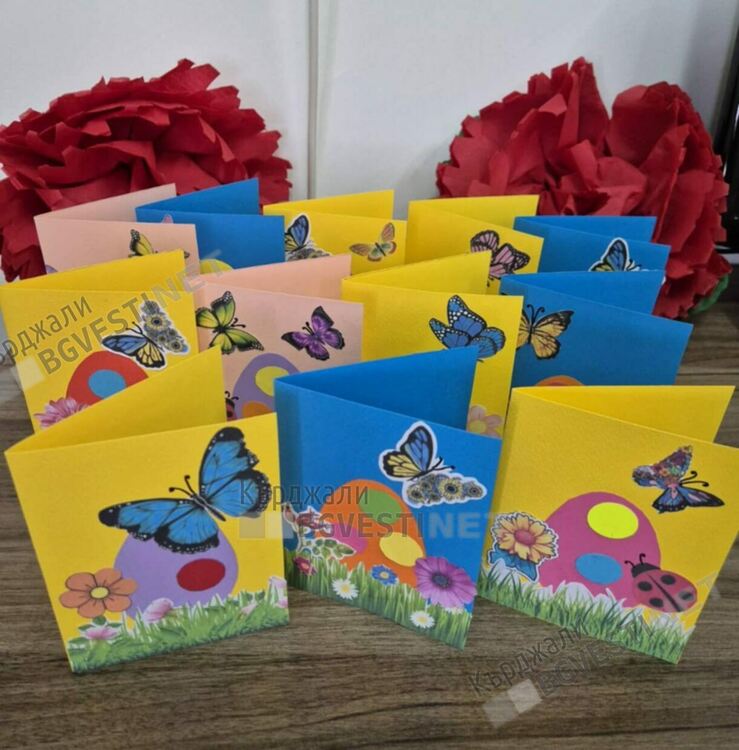 Специална грижа за възрастните хора в Кърджали за Великден,радват ги с празничен обяд и поздравителни картички