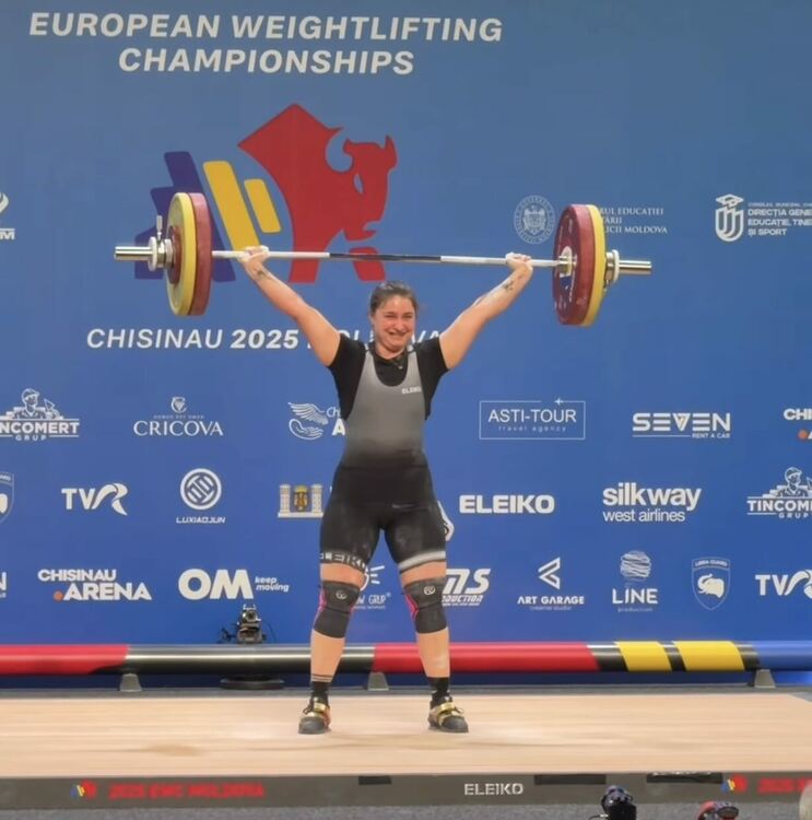 Мария-Магдалена Кирева със златен медал на Европейското по вдигане на тежести