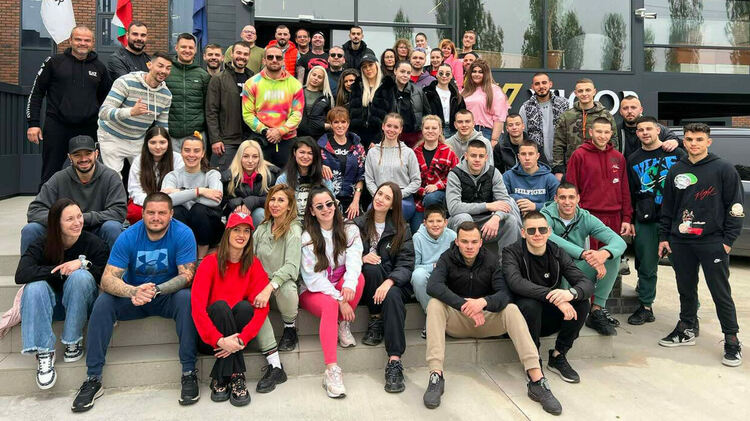 Хасковлии зарадваха с хранителни продукти хора от селата в общината 