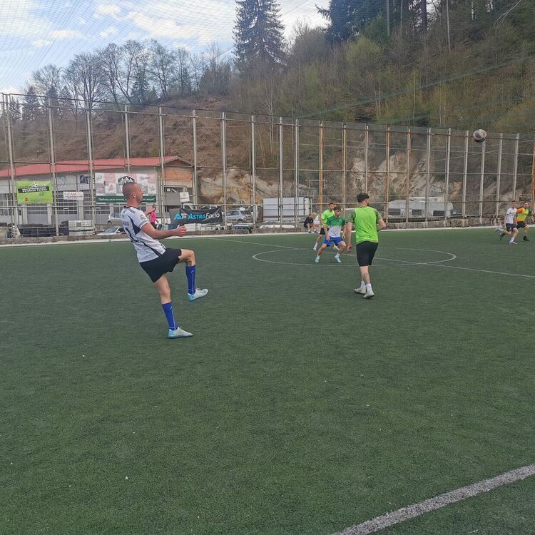 Близо 16 000 лева събра благотворителният футболен турнир в помощ на 9-годишния Денис Кисьов в Смолян (Галерия) 