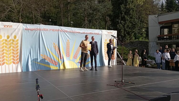 7 деца от Хасково с награди от празника „За хляба наш…“