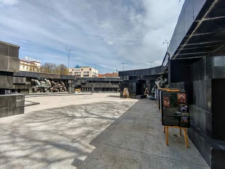 Мемориалът на миньорския труд в Перник отново е отворен