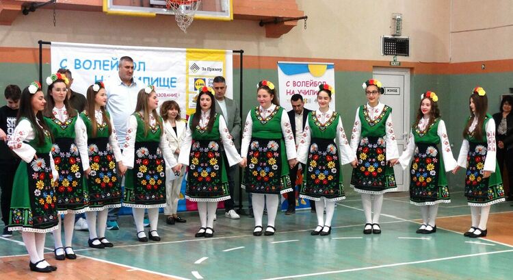 В седмицата на ПМГ „Иван Вазов“ – сцена на спортен дух, традиции и победи