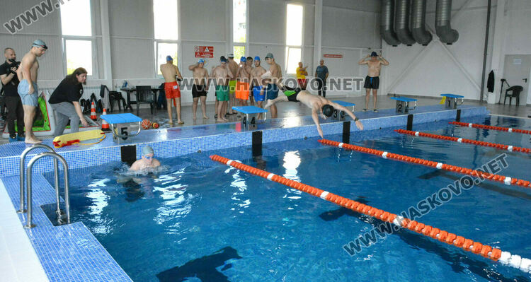 15 кандидати се явиха в Хасково на курс за спасители на море и открити водни площи