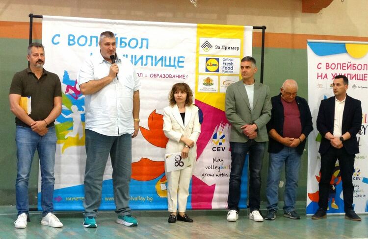 В седмицата на ПМГ „Иван Вазов“ – сцена на спортен дух, традиции и победи