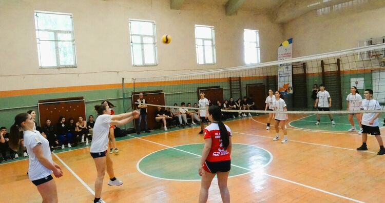 В седмицата на ПМГ „Иван Вазов“ – сцена на спортен дух, традиции и победи