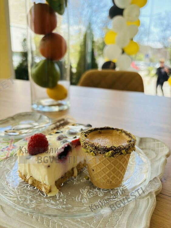 Сладкарница по италиански вкус отвори врати в Кърджали, сладкишите са без захар и без глутен