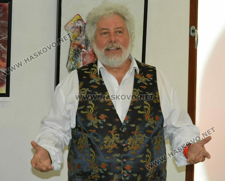 Светлозар Недев: Изкуството трябва да се изживее, то не може да се обясни