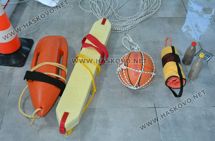 15 кандидати се явиха в Хасково на курс за спасители на море и открити водни площи