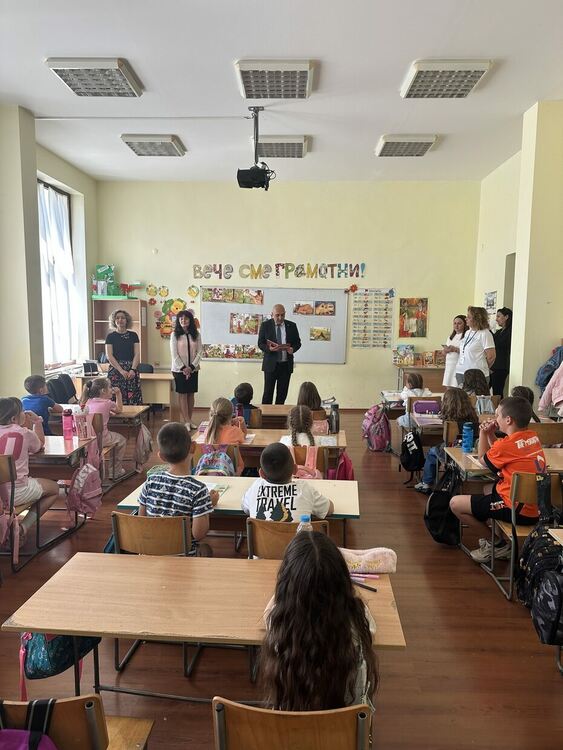 Световният ден на книгата и авторското право в Кърджали с  кмета и приказки за вдъхновение.