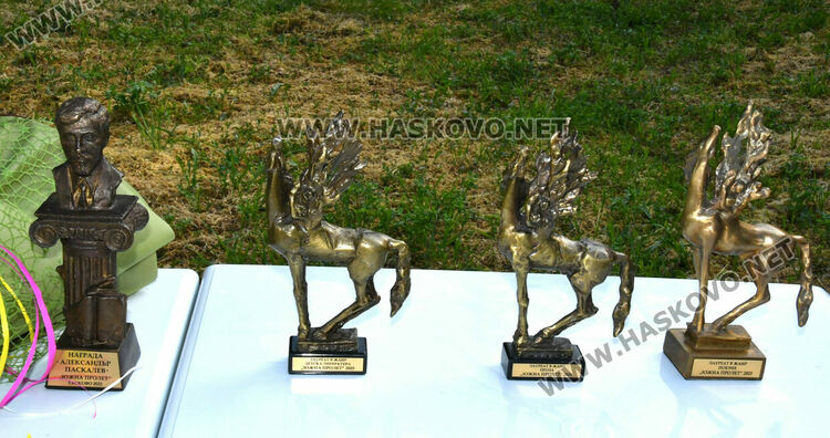 Диригентът Михаил Делчев с наградата „Александър Паскалев“ за цялостен принос 