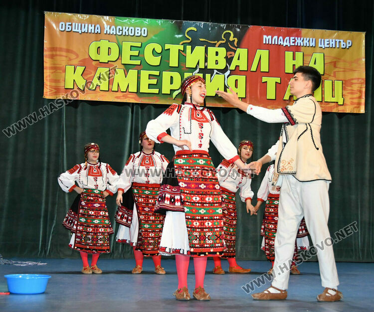 До неделя Хасково е столица на камерните танци 