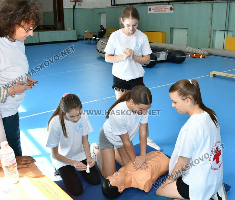 СУ „Любен Каравелов“ – Димитровград е №1 в състезанието „Защита при бедствия, пожари и извънредни ситуации“