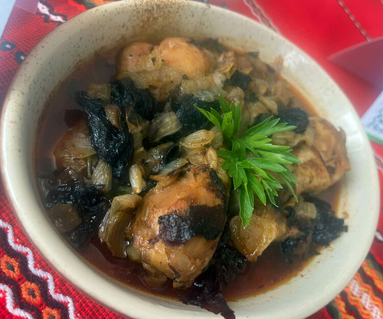 Трънска коприва с пиле впечатли журито на Готварския събор в село Райново