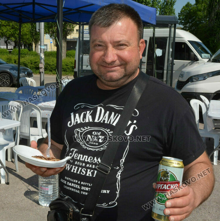 Отборът на „Непримиримите“ триумфира на футболния турнир за фен клубове 