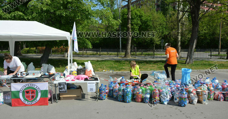 Поредна акция за събиране на капачки и кенчета в Хасково за закупуване на медицинска апаратура