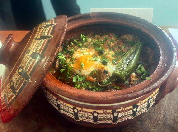 Трънска коприва с пиле впечатли журито на Готварския събор в село Райново