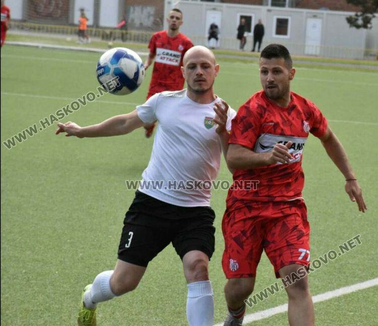 ФК „Хасково“ с 19-а поредна победа в областното първенство