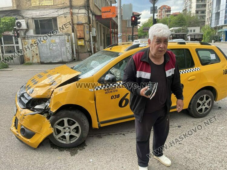 Водачът на таксито