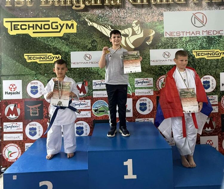 Състезателите на "Аида Вадо-рю" с успехи на Гран При турнир по карате в Сливница