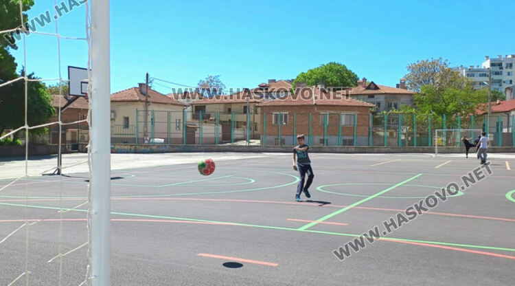 В модерен STEM център ще се обучават децата от ОУ „Св. Св. Кирил и Методий“