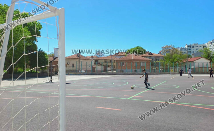 В модерен STEM център ще се обучават децата от ОУ „Св. Св. Кирил и Методий“