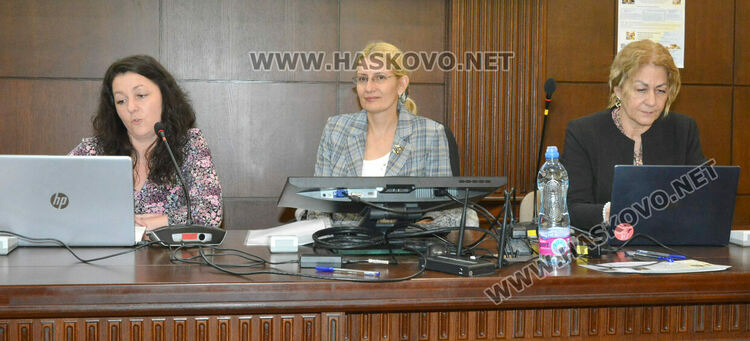 В Хасково изградиха Контактен център за деца на родители в конфликт, развод, домашно насилие 