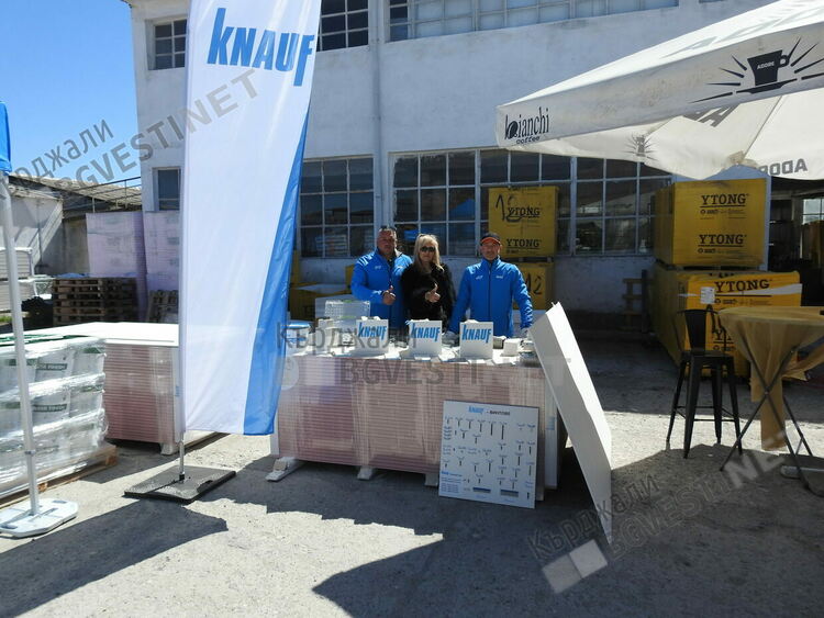 Импровизиран фест на строителните технологии се състоя в Кърджали, присъстваха водещи фирми/снимки/
