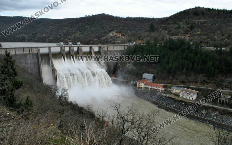 Нова туристическа атракция – понтонен кей ще има на яз. Ивайловград 