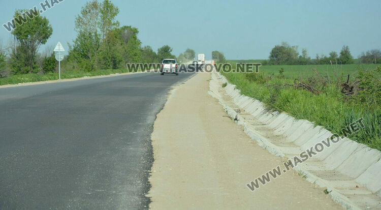 Поне 2 г. още ще продължи ремонтът на стария път от Хасково към Пловдив
