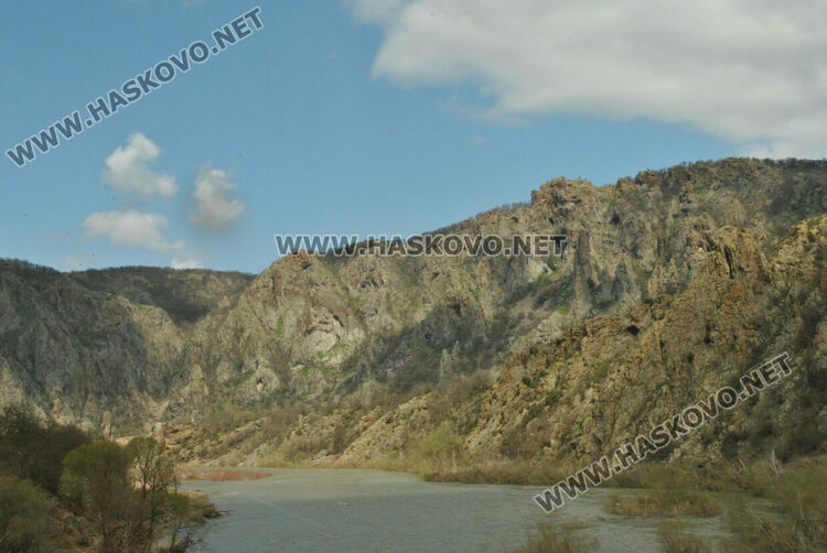 Нова туристическа атракция – понтонен кей ще има на яз. Ивайловград 