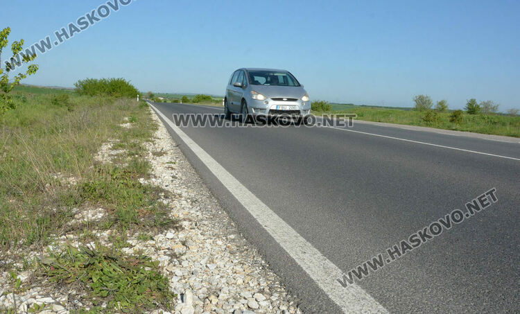 Поне 2 г. още ще продължи ремонтът на стария път от Хасково към Пловдив
