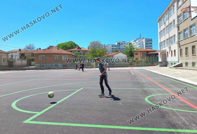 В модерен STEM център ще се обучават децата от ОУ „Св. Св. Кирил и Методий“