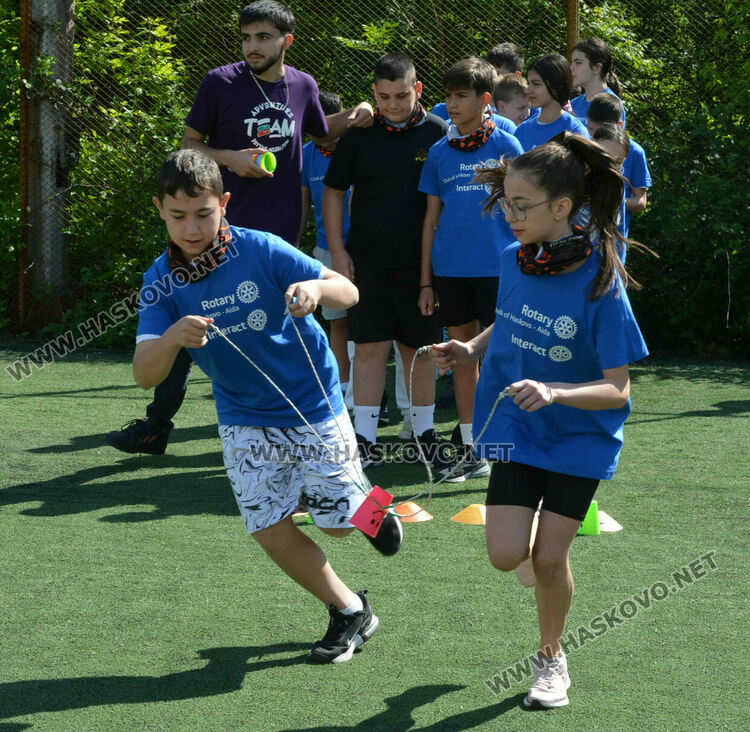 100 деца се включиха в спортен празник срещу зависимостите, организиран от Ротари клуб Хасково-Аида