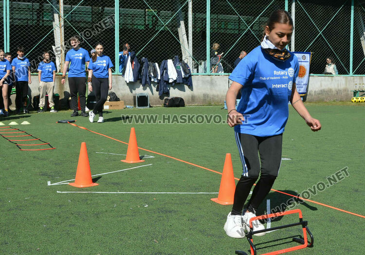 100 деца се включиха в спортен празник срещу зависимостите, организиран от Ротари клуб Хасково-Аида